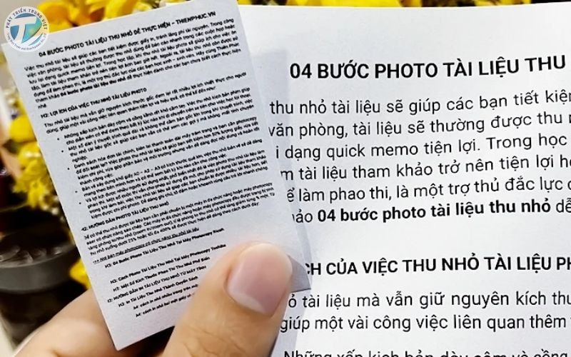 Cắt bỏ phần giấy thừa để thành phẩm gọn gàng hơn